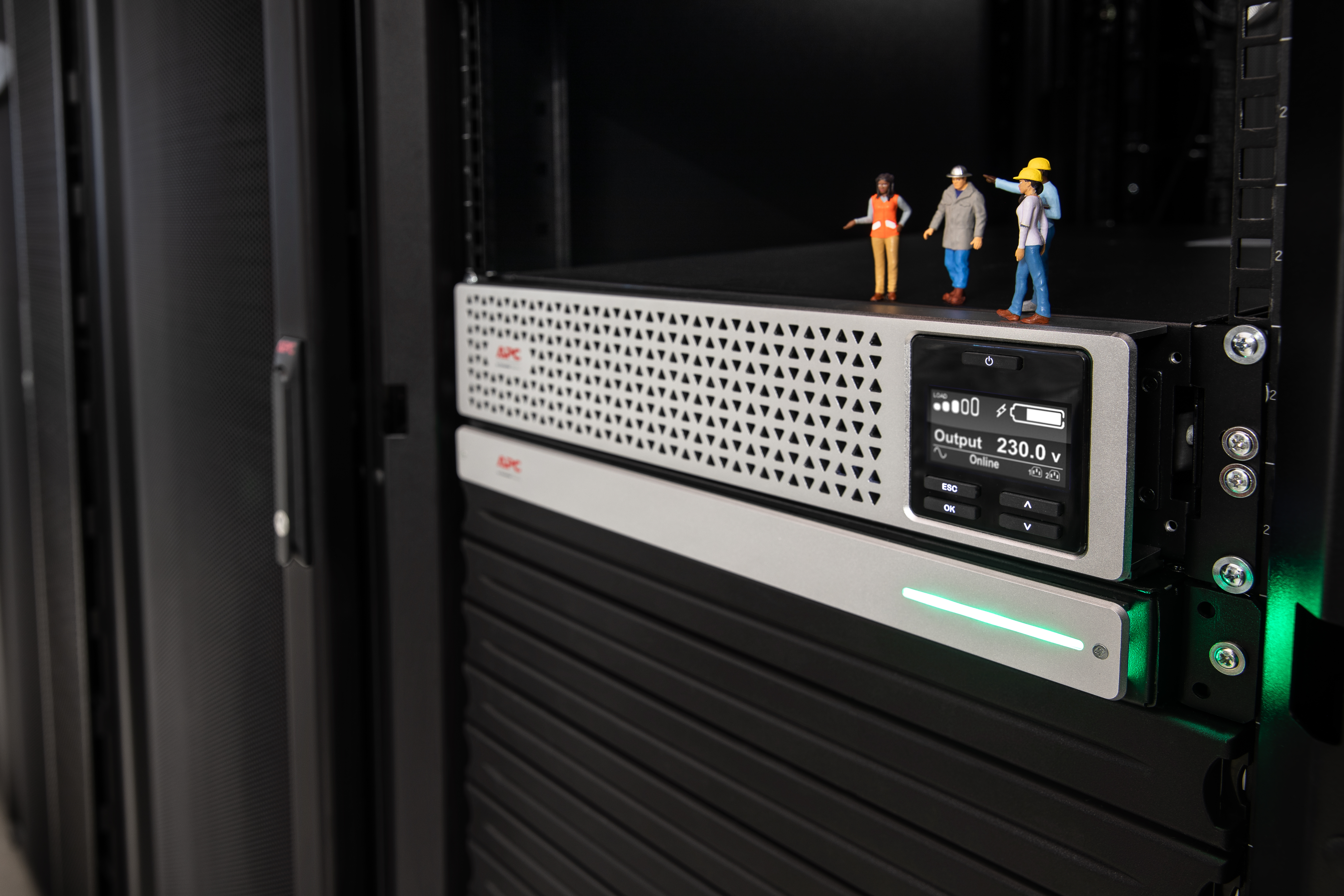 APC Smart-UPS On-Line Li-Ion 1500VA - USV (in Rack montierbar/extern)