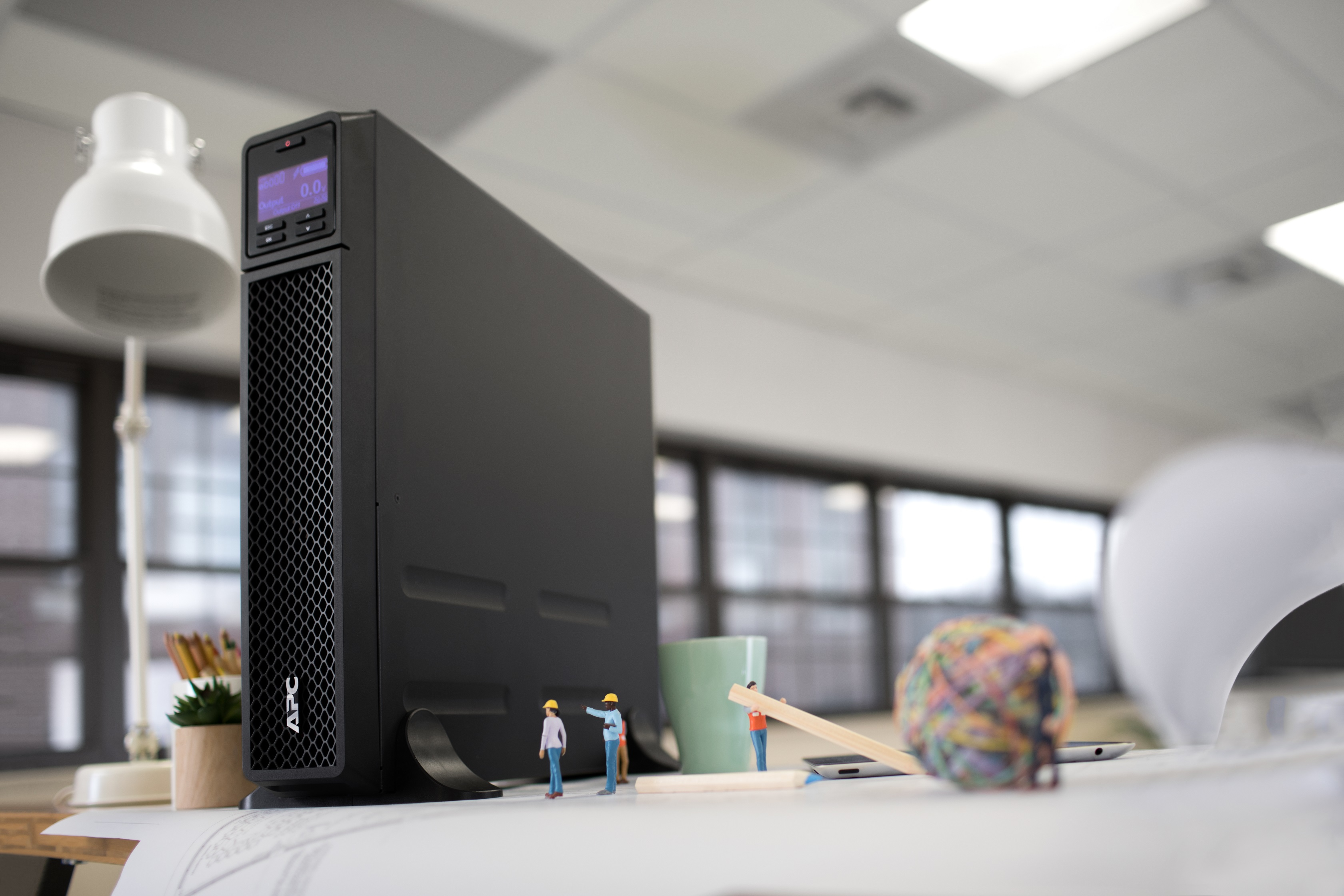 APC Smart-UPS SRT 1500VA - USV (in Rack montierbar/extern)