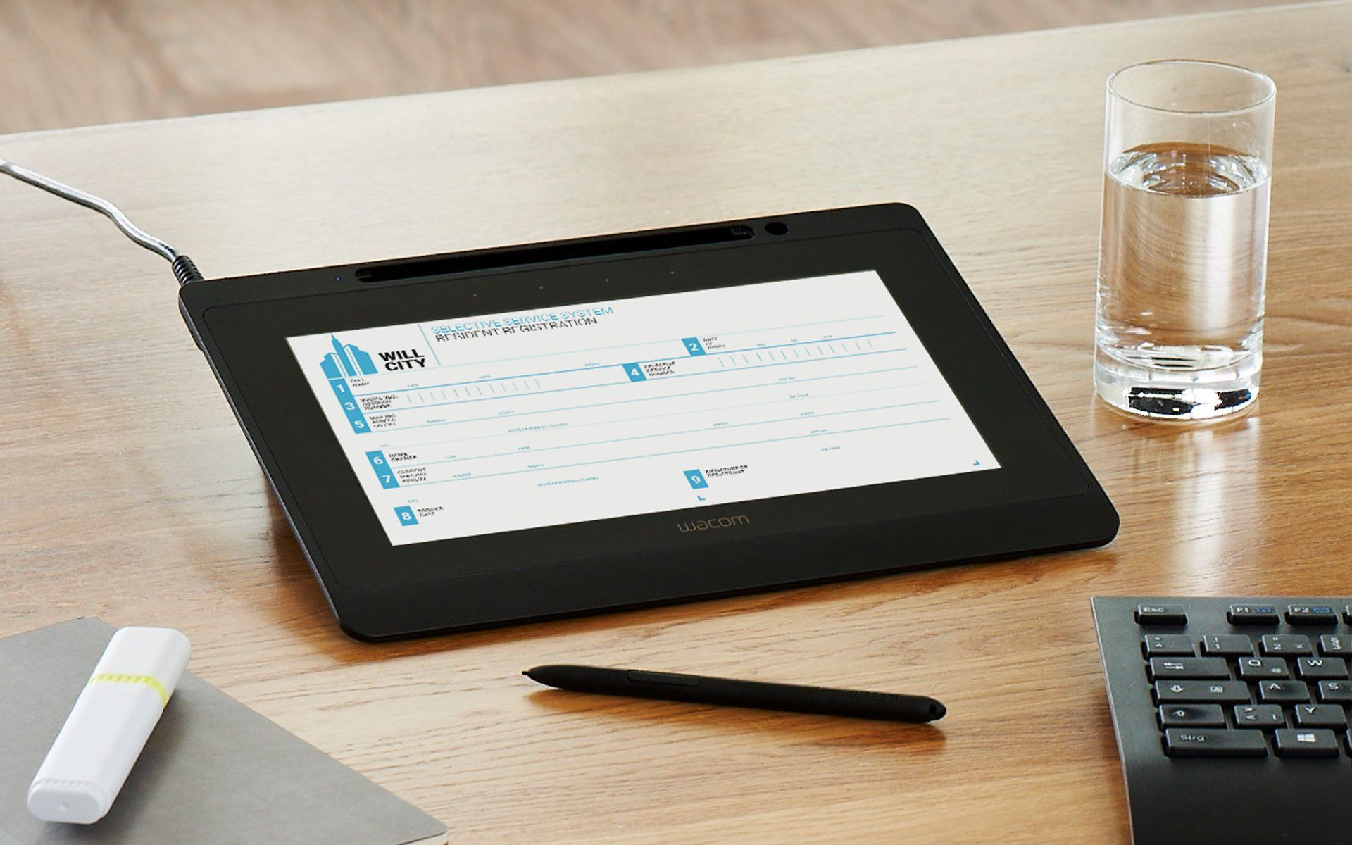 Wacom DTU-1031AX, LCD, 25,6 cm (10.1"), Schwarz