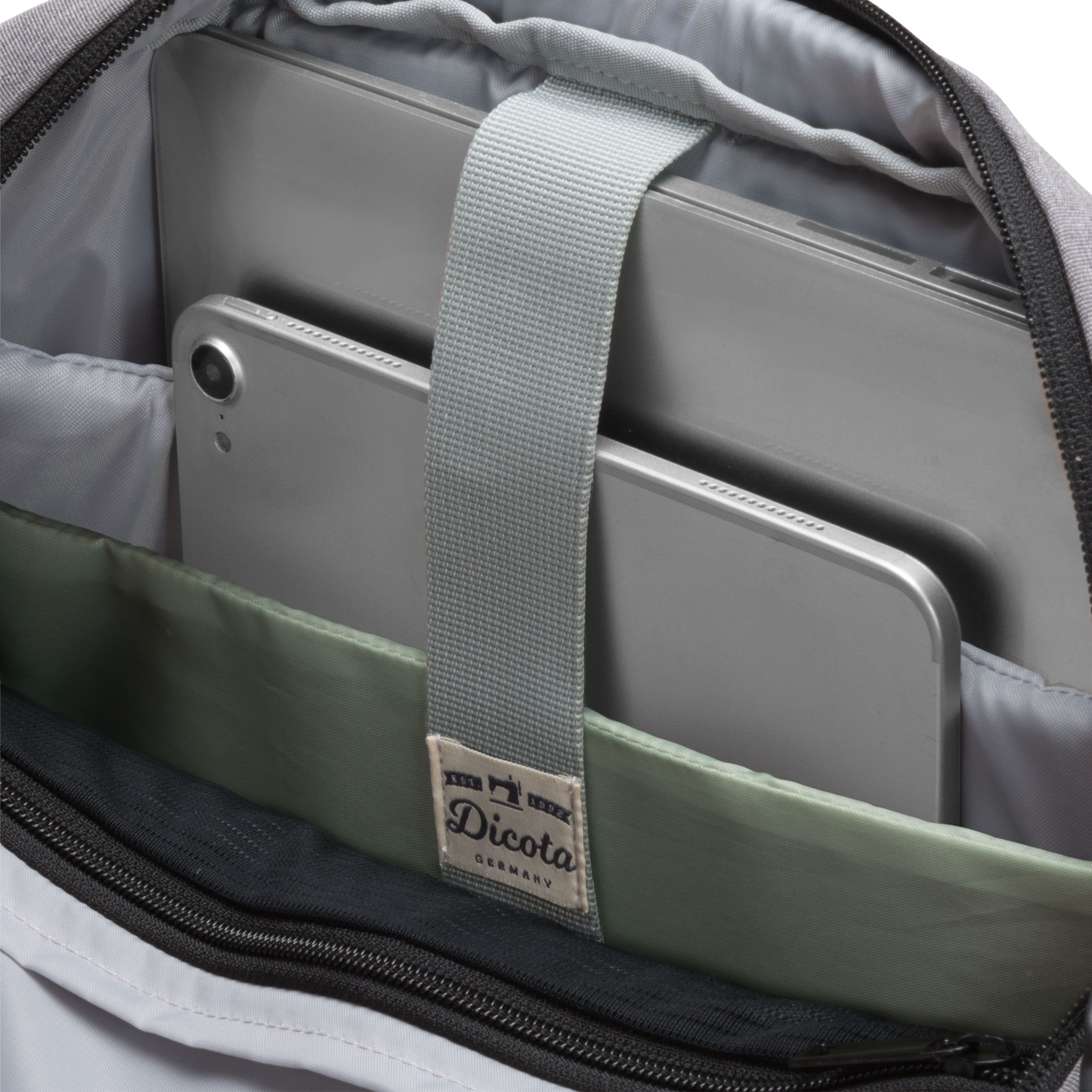 Dicota Eco Motion - Notebook-Rucksack/Tragetasche