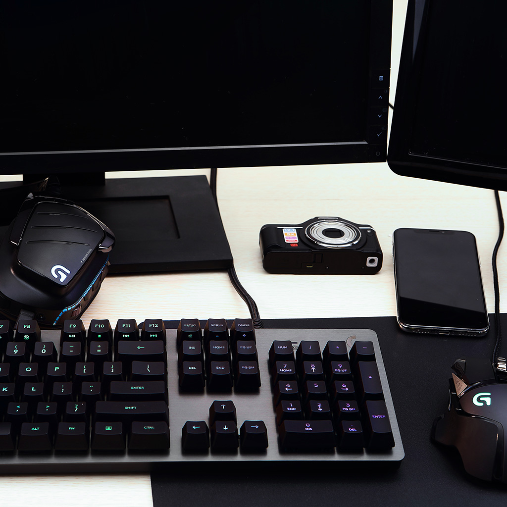 Logitech Gaming G512 - Tastatur - hintergrundbeleuchtet
