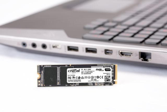 Crucial P1, 1 TB, M.2, 2000 MB/s