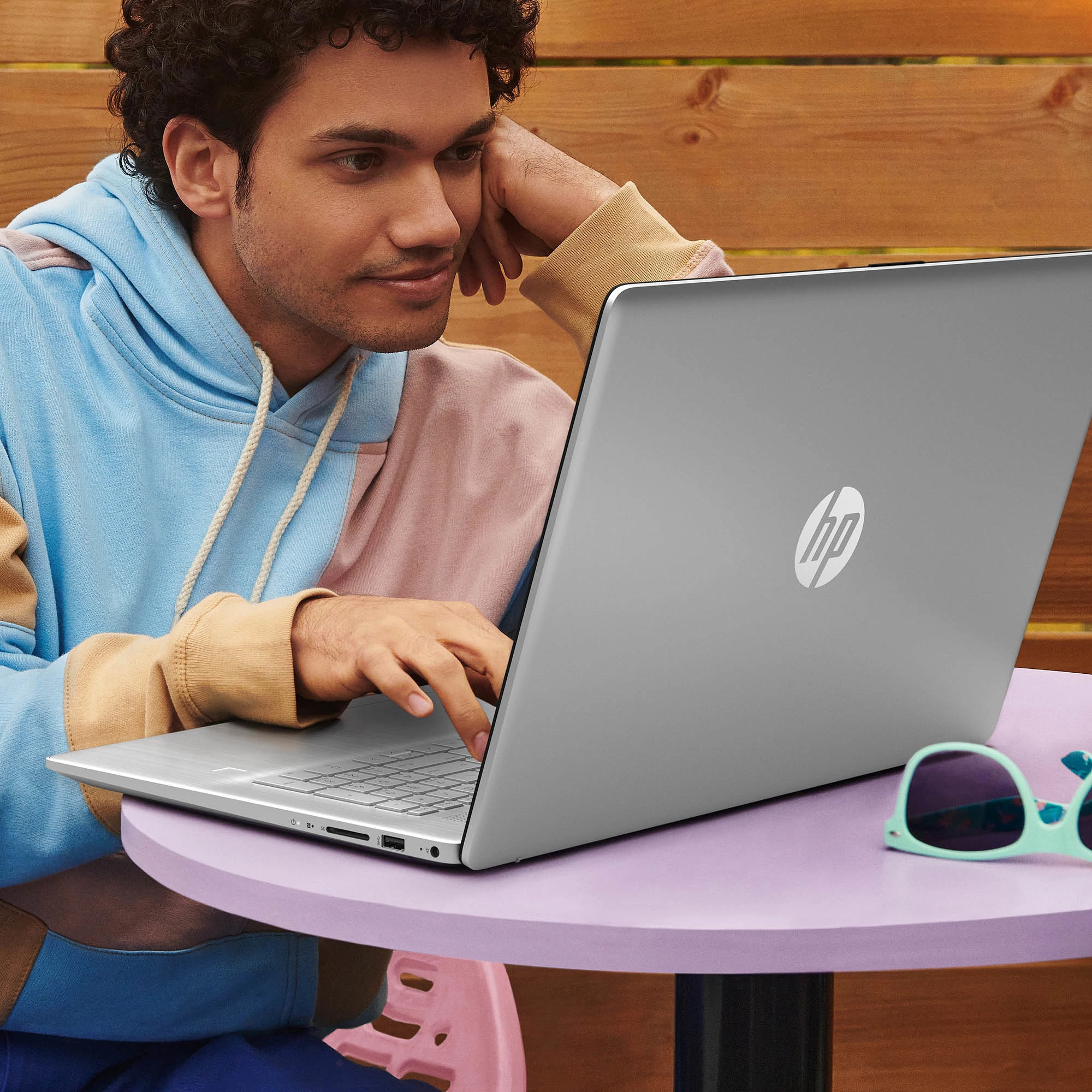 HP 17-cn3171ng, Intel® Core? i7, 43,9 cm (17.3"), 1920 x 1080 Pixel, 8 GB, 512 GB, FreeDOS