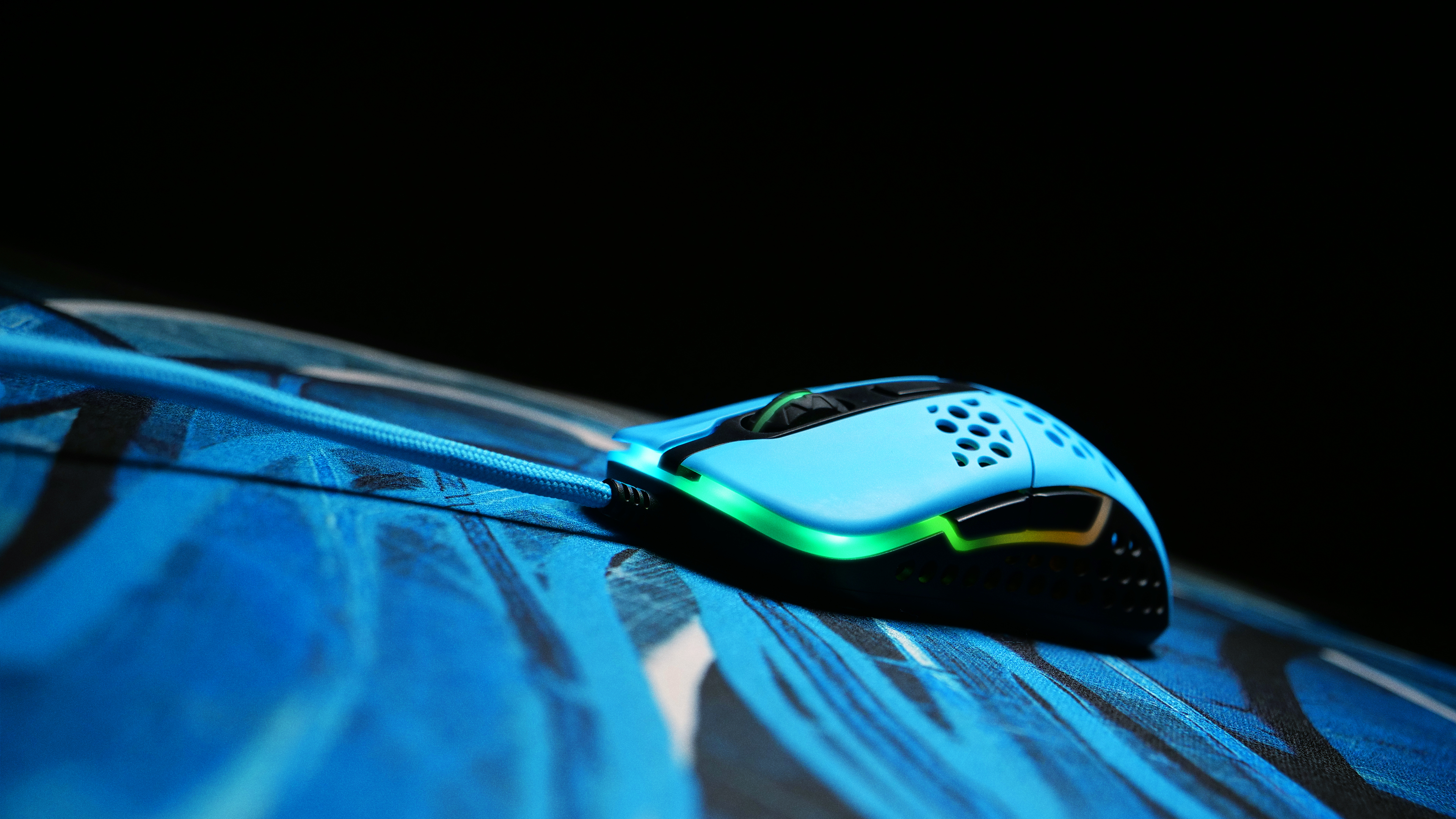 Cherry Xtrfy M42 - Maus - optisch - kabelgebunden - USB