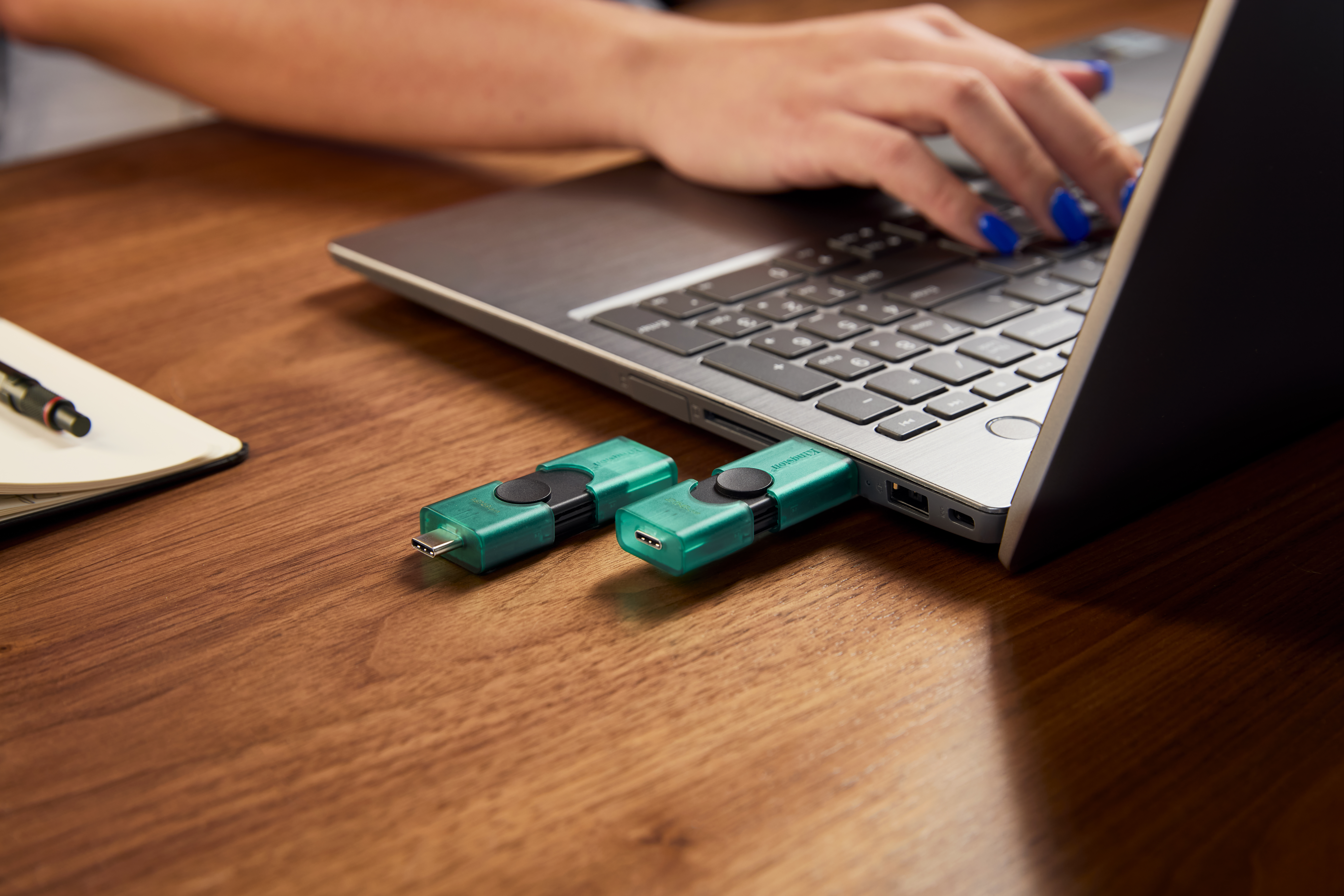 Kingston DataTraveler Duo - USB-Flash-Laufwerk
