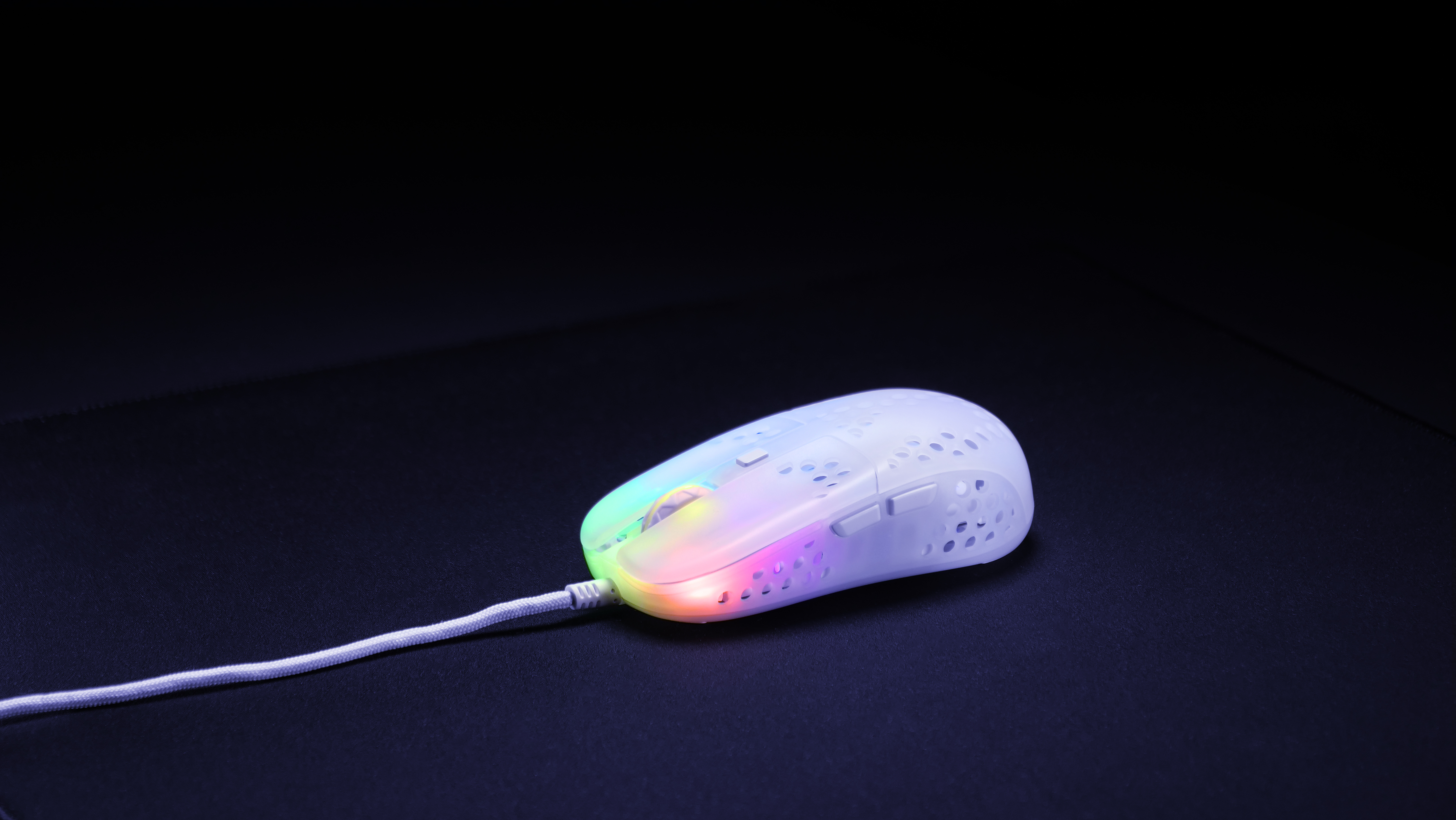 Xtrfy CHERRY XTRFY MZ1, Beidhändig, Optisch, USB Typ-A, 16000 DPI, Weiß