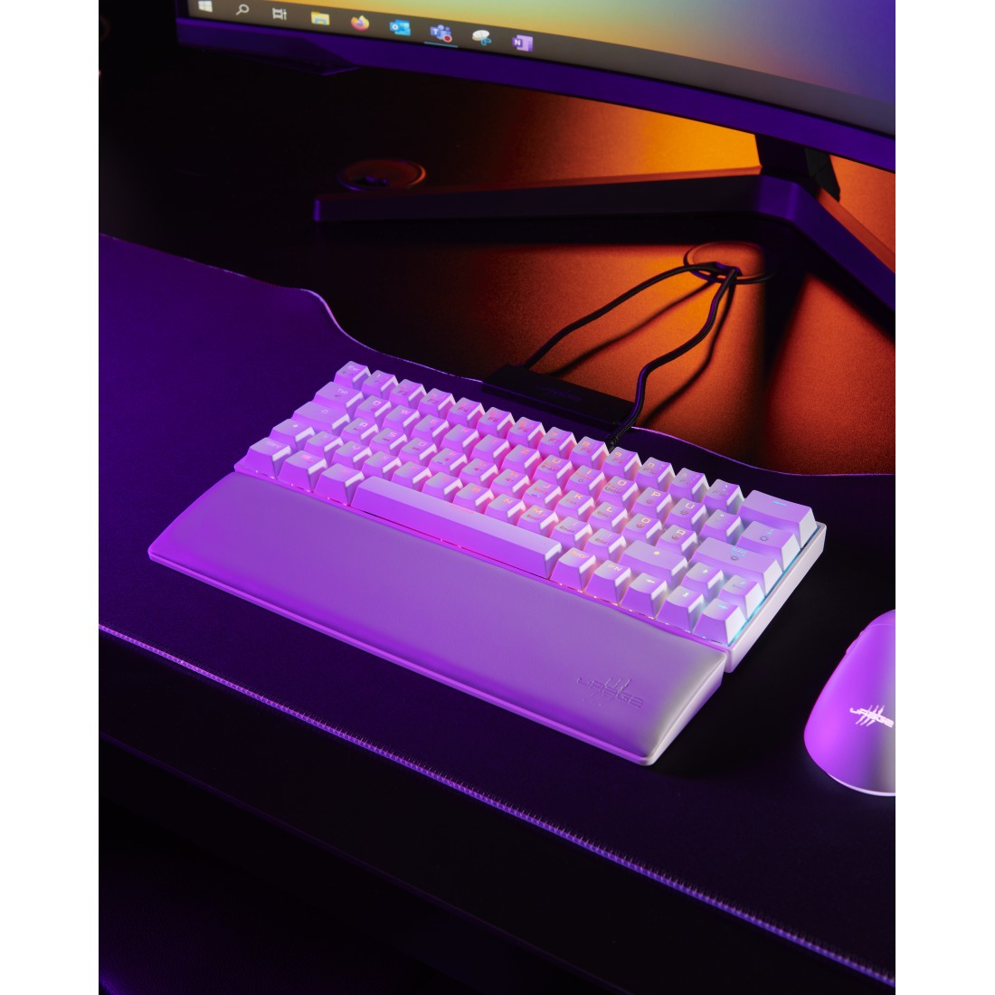 Hama Exodus 760, Kabelgebunden, USB, Mechanischer Switch, QWERTZ, RGB-LED, Weiß