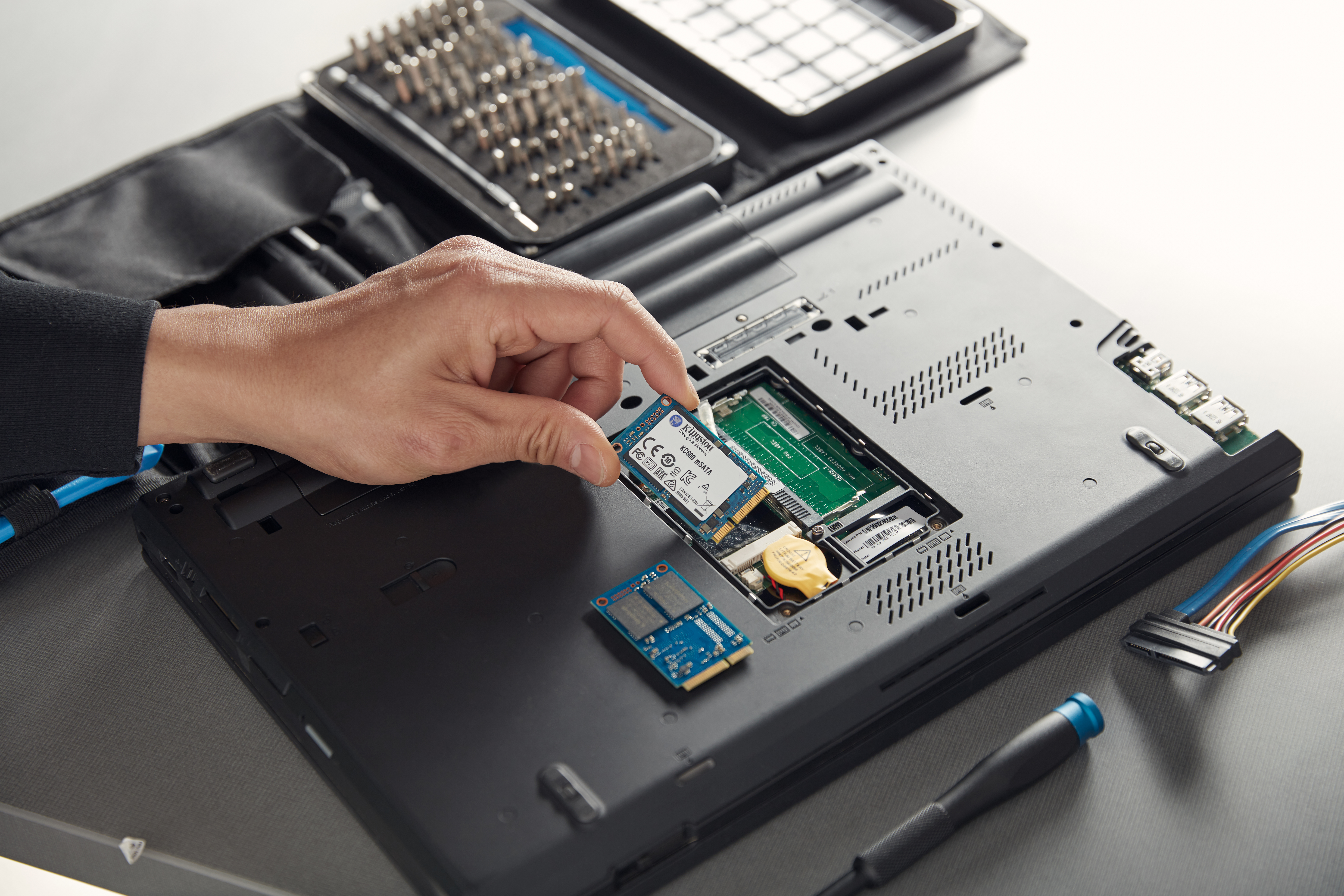 Kingston SSDNow KC600 256GB, MO-300 / mSATA 6Gb/s
