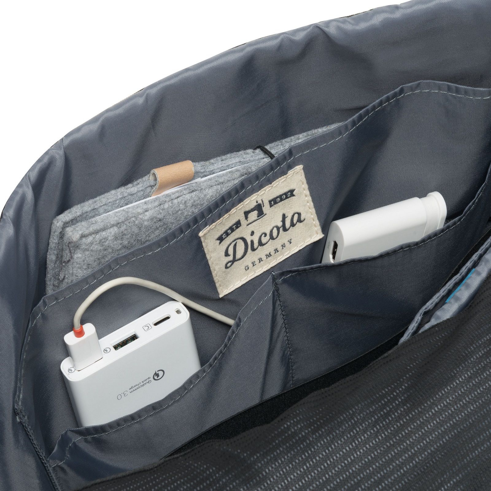 Dicota D31840-DFS, Messengerhülle, 38,1 cm (15"), Schultergurt, 810 g