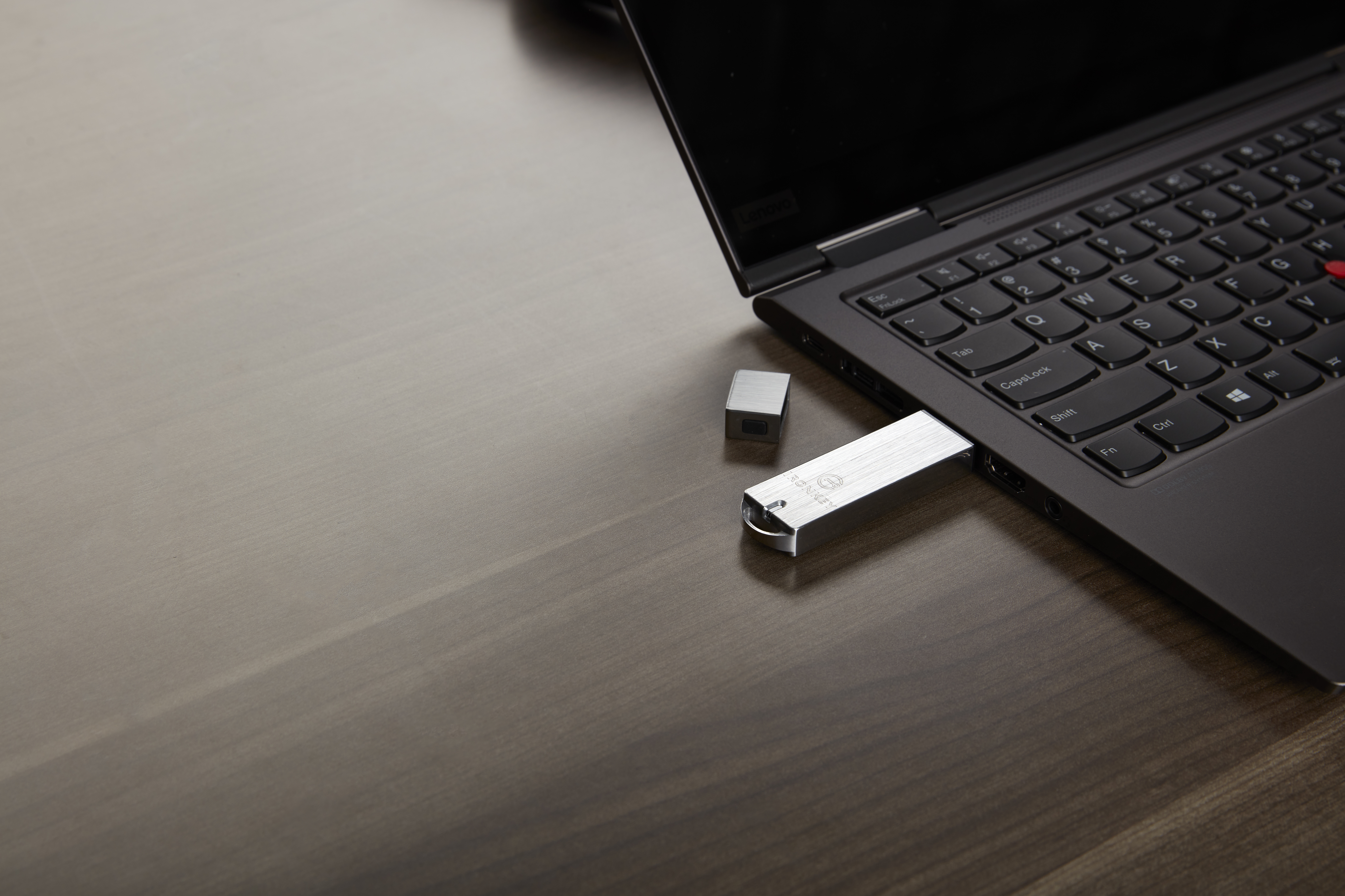 Kingston IronKey Basic S1000 - USB-Flash-Laufwerk - verschlüsselt