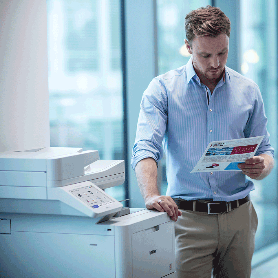 Brother MFC-L9670CDN - Multifunktionsdrucker - Farbe - Laser - A4/Legal (Medien)