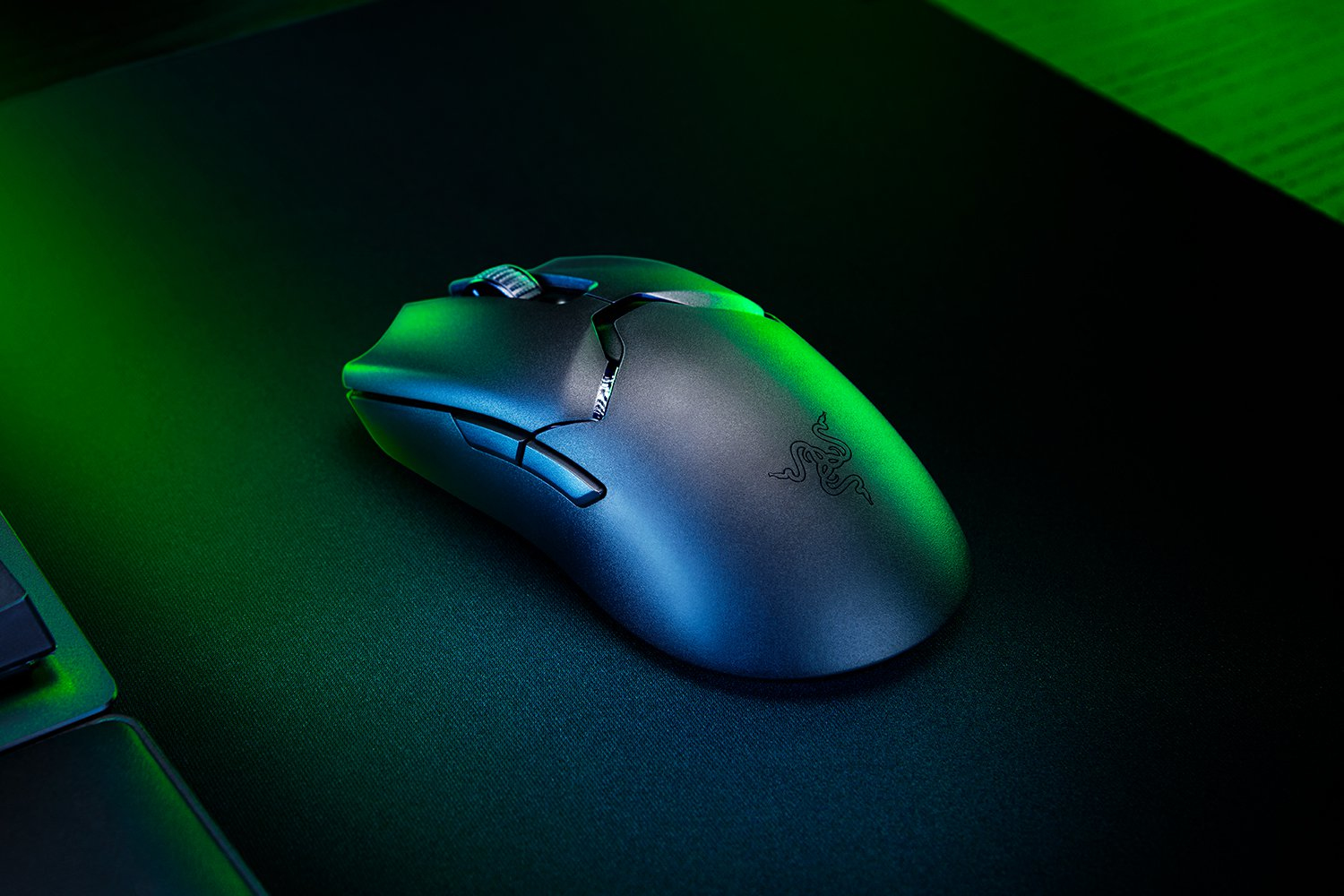 Razer Viper V2 Pro - Maus - für eSports - Für Rechtshänder - optisch - 5 Tasten - kabellos, kabelgeb