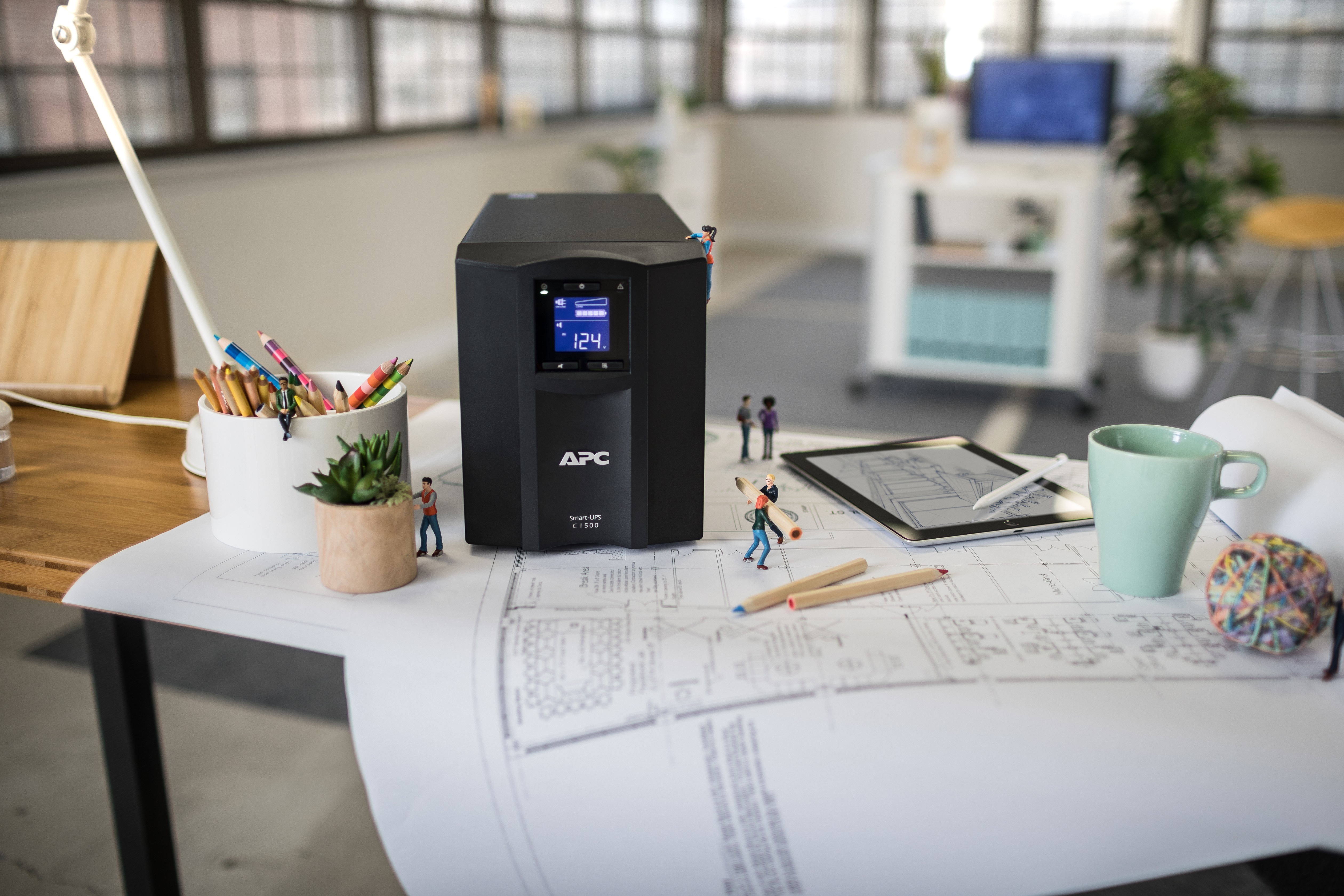 APC Smart-UPS C 1500VA LCD - USV - Wechselstrom