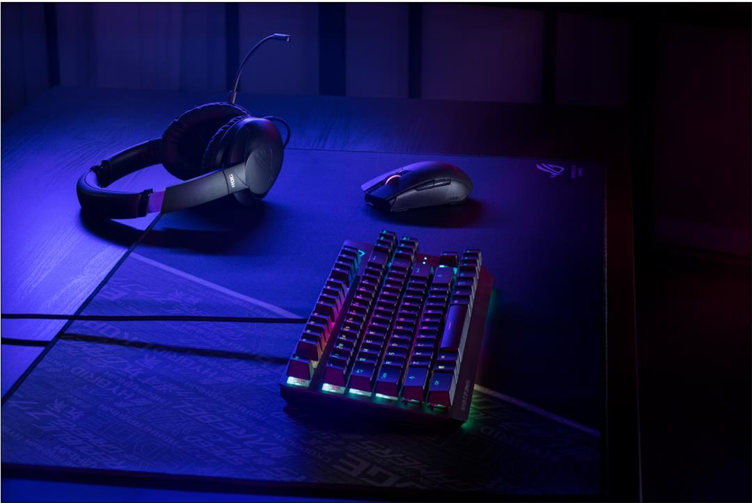 ASUS ROG Strix Impact II Wireless - rechts - Optisch - RF Wireless + USB Type-C - 16000 DPI - Schwar
