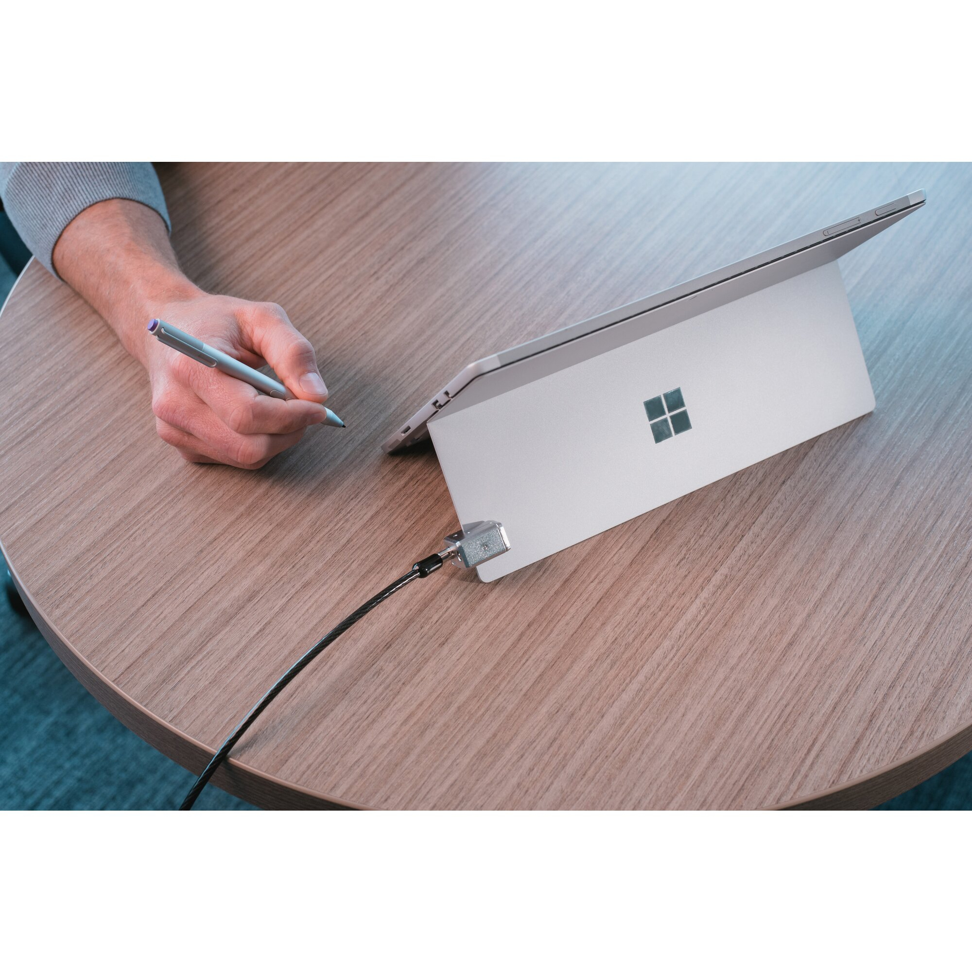 Kensington Sicherheitskabelschloss - 1.8 m - für Microsoft Surface Go, Go 2, Go 3, Pro (Mitte 2017)