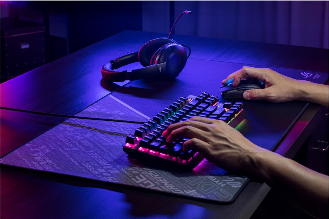 ASUS ROG Strix Impact II Wireless - rechts - Optisch - RF Wireless + USB Type-C - 16000 DPI - Schwar