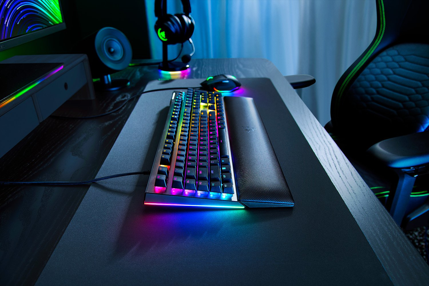 Razer BlackWidow V4 - Tastatur - Hintergrundbeleuchtung