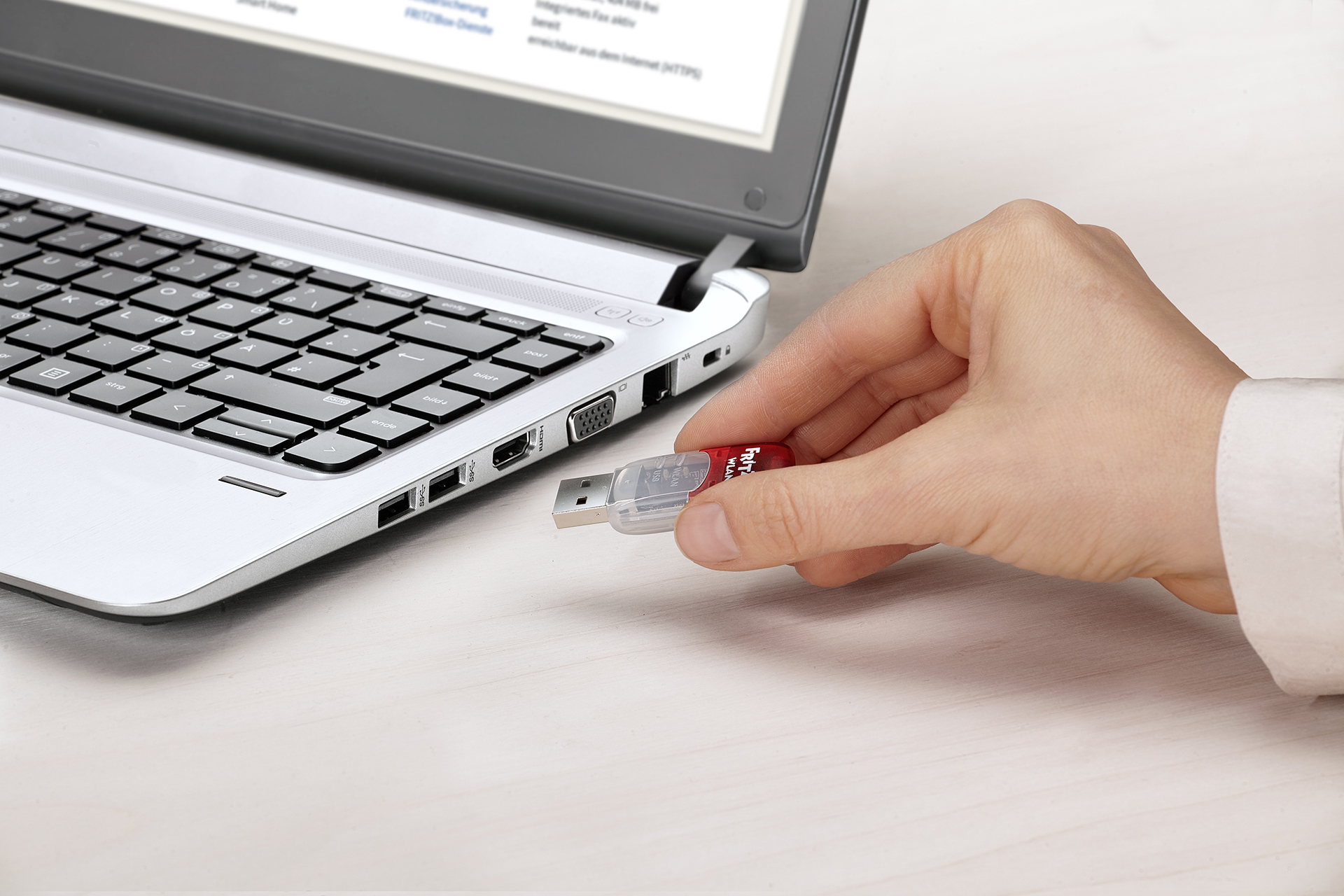 AVM FRITZ!WLAN USB Stick AC 430 MU-MIMO, 2.4GHz/5GHz WLAN, USB-A 2.0 [Stecker]