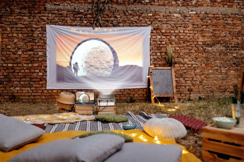 ViewSonic X11-4K, LED, UHD 4K (3840x2160), 3000000:1, 16:9, 762 - 5080 mm (30 - 200"), 2400 LED-Lume