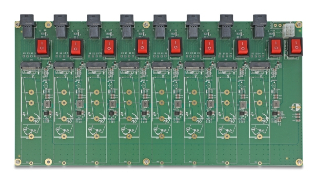 Delock Schnittstellenadapter - Testplatine, 8 x M.2 NVMe mit SFF-8643 - M.2 22110, M.2 2230, M.2 224