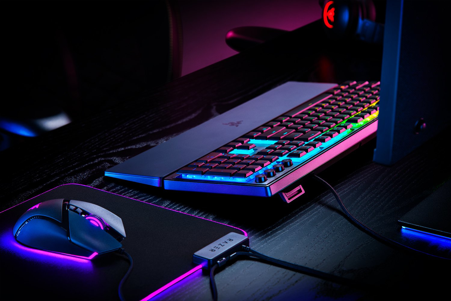 Razer Ornata V3 - Tastatur - flaches Profil