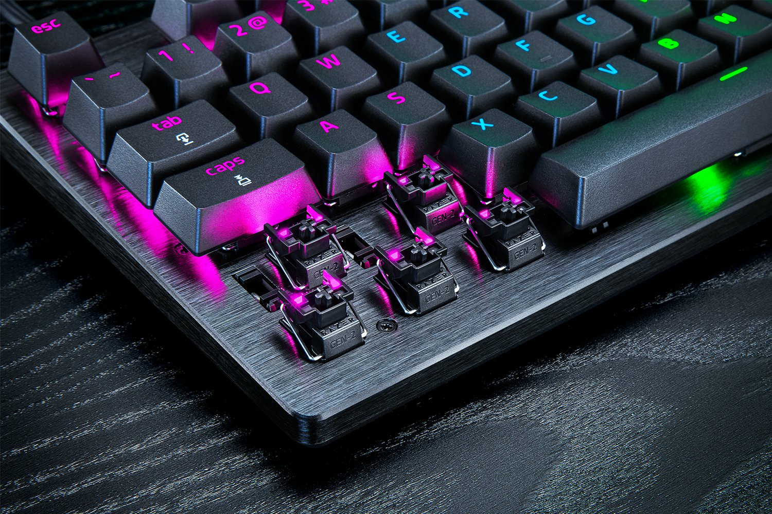 Razer Huntsman V3 Pro Tenkeyless, schwarz, LEDs RGB, Razer Analog Optical Switch Gen-2, USB, DE