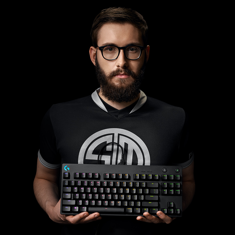 Logitech G Pro Gaming Keyboard, TKL, GX-BLUE, schwarz, USB, DE