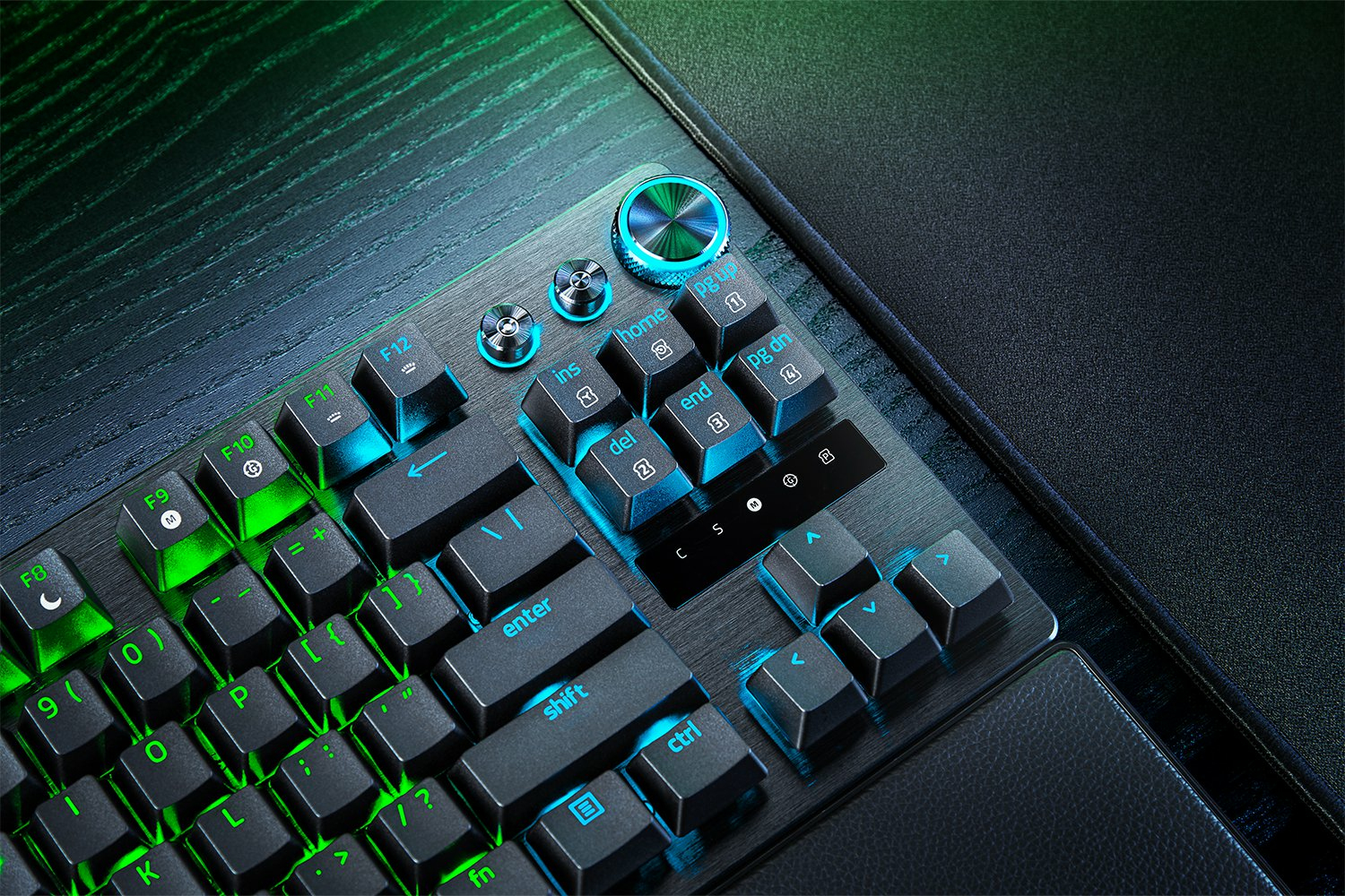Razer Huntsman V3 Pro Tenkeyless, schwarz, LEDs RGB, Razer Analog Optical Switch Gen-2, USB, DE