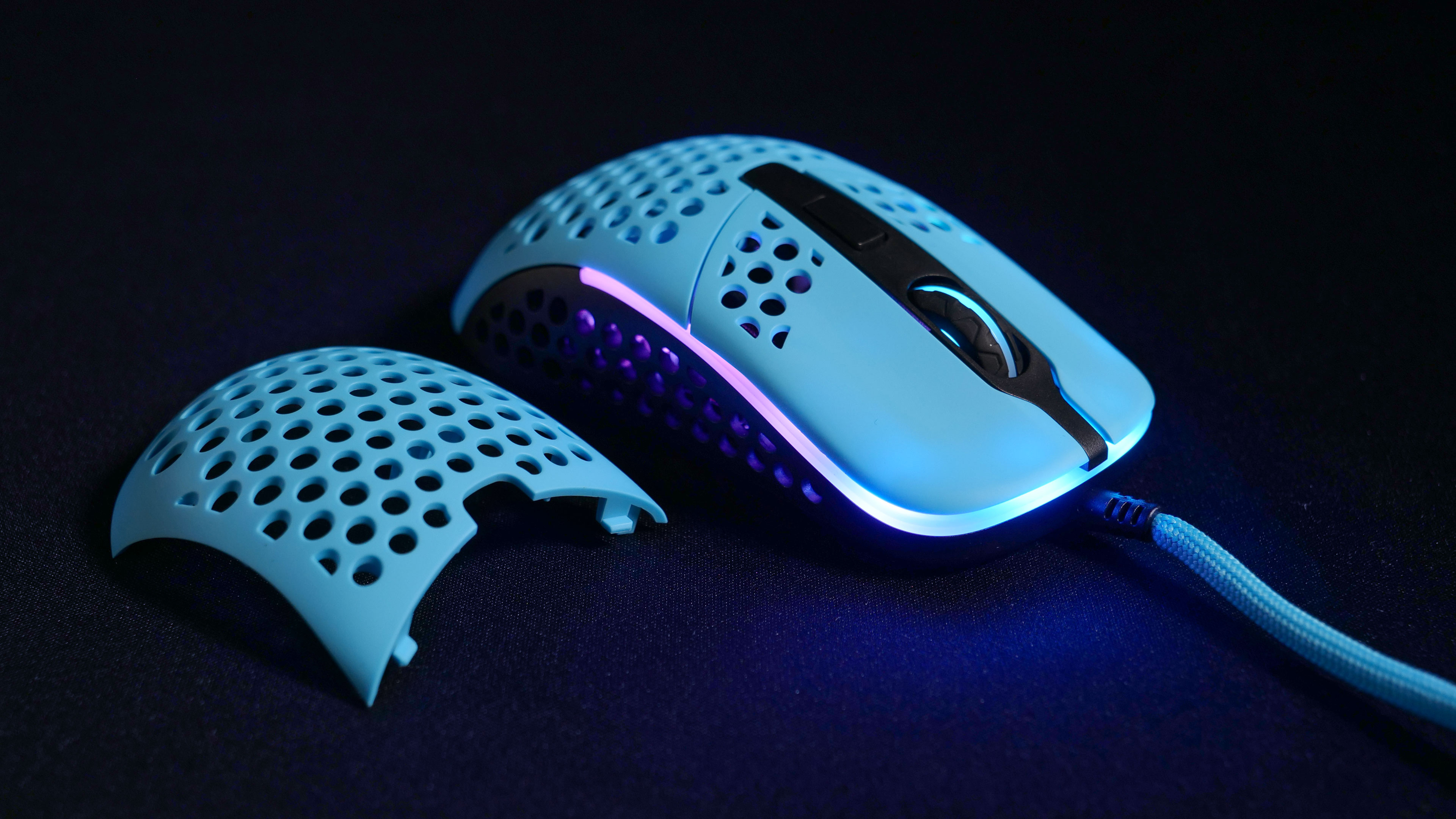 Cherry Xtrfy M42 - Maus - optisch - kabelgebunden - USB