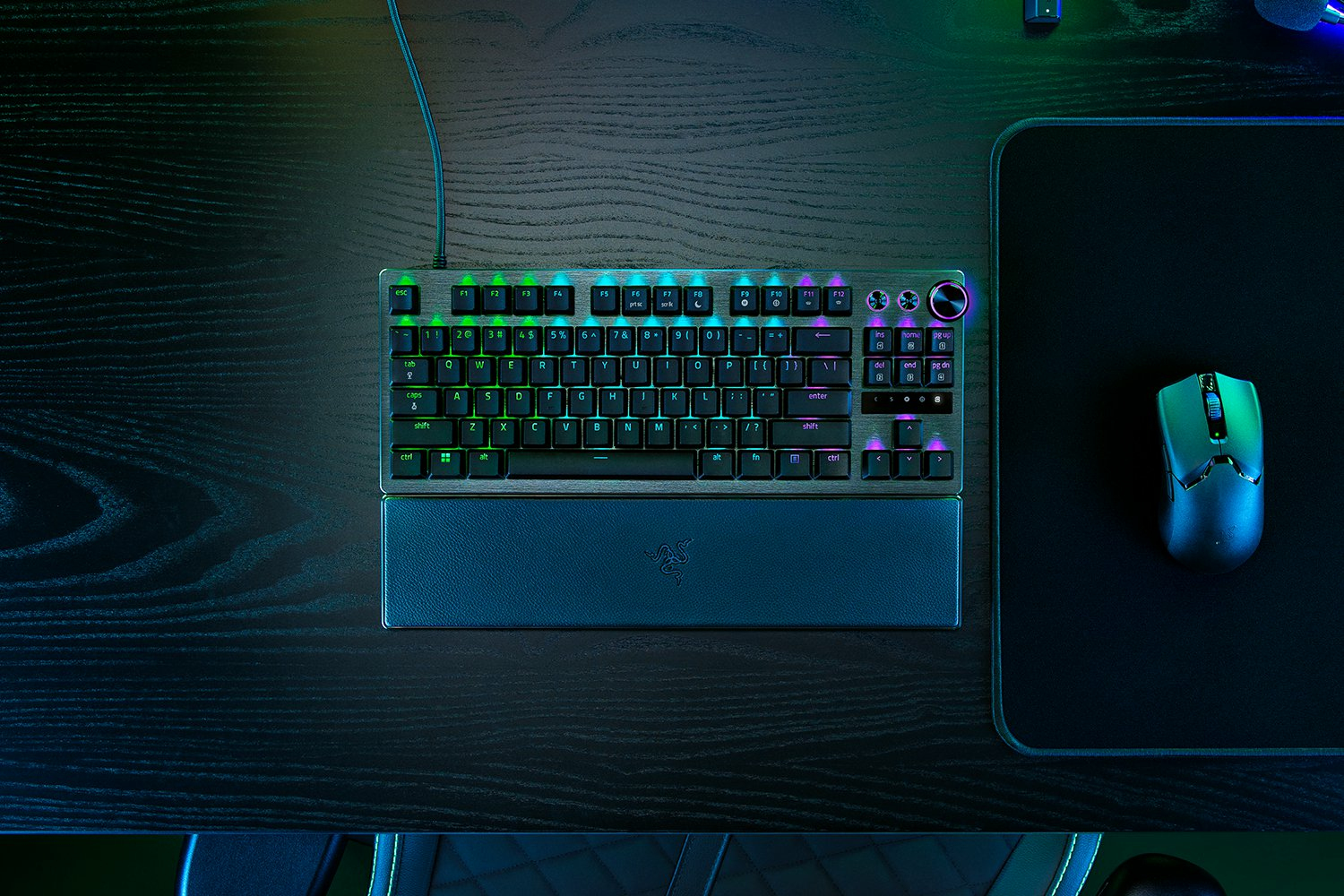Razer Huntsman V3 Pro Tenkeyless, schwarz, LEDs RGB, Razer Analog Optical Switch Gen-2, USB, DE