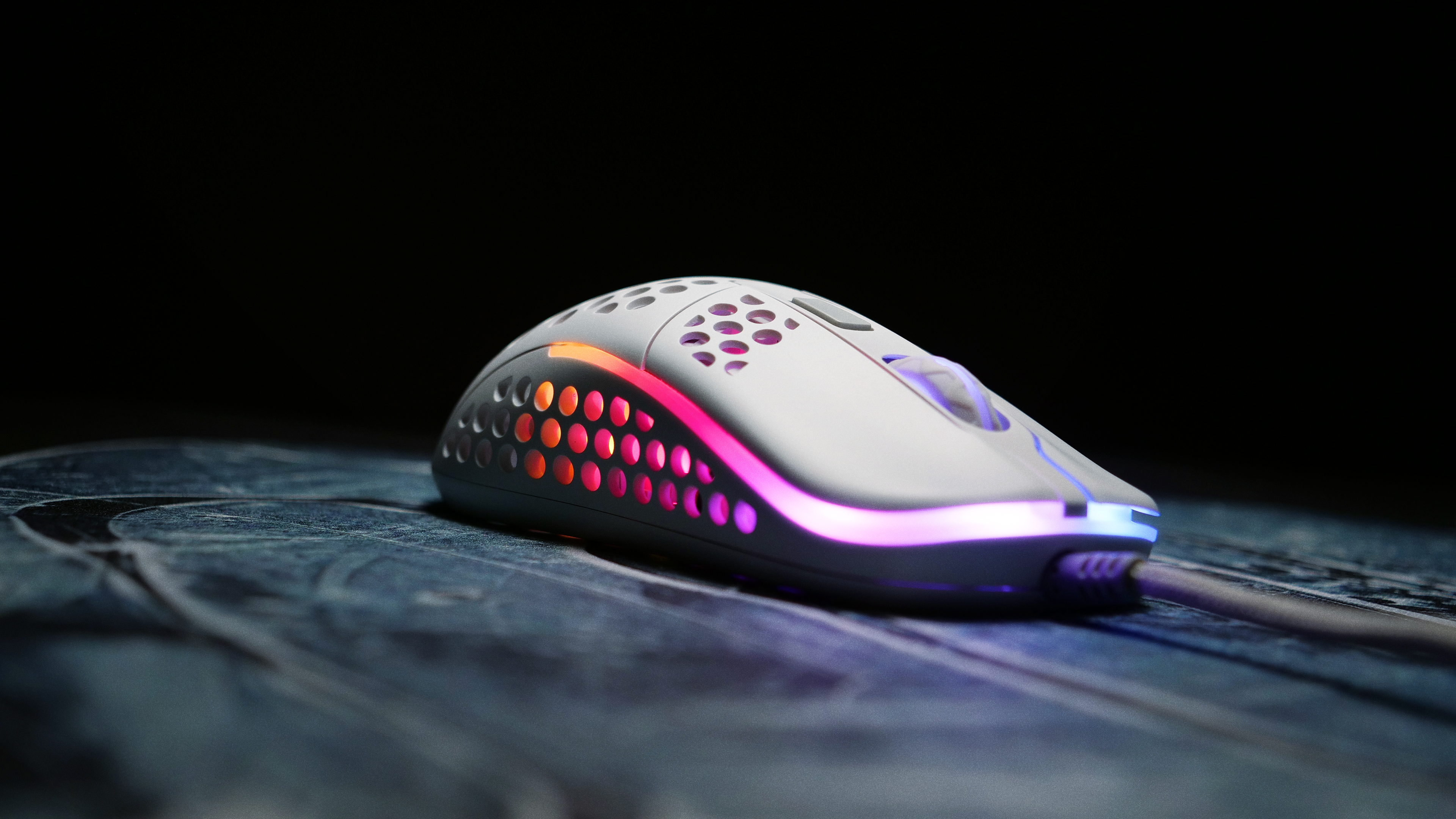 Cherry Xtrfy M42 - Maus - optisch - kabelgebunden - USB