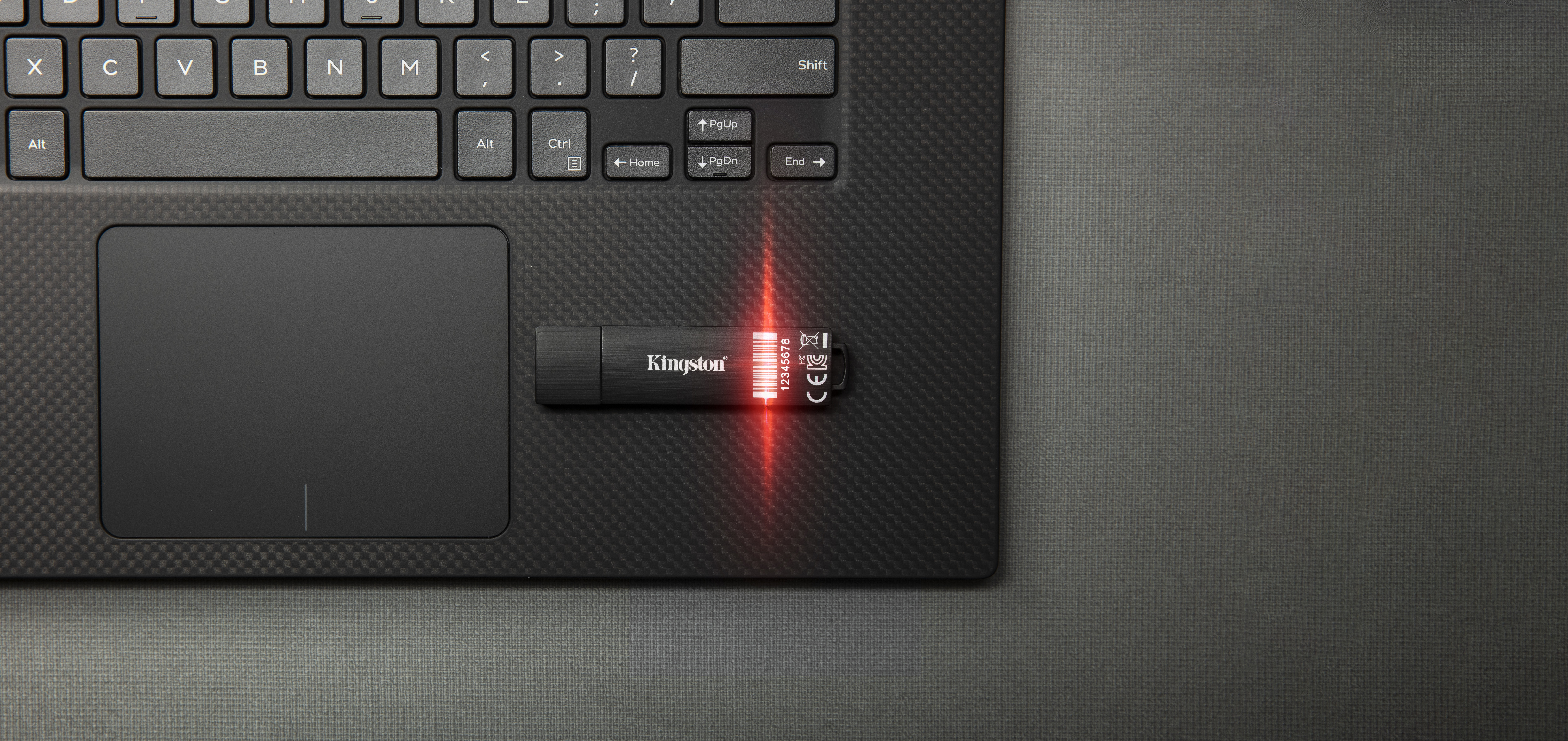 Kingston IronKey 128GB D300S AES 256 XTS verschlüsselter USB-Stick, 128 GB, USB Typ-A, 3.2 Gen 1 (3.