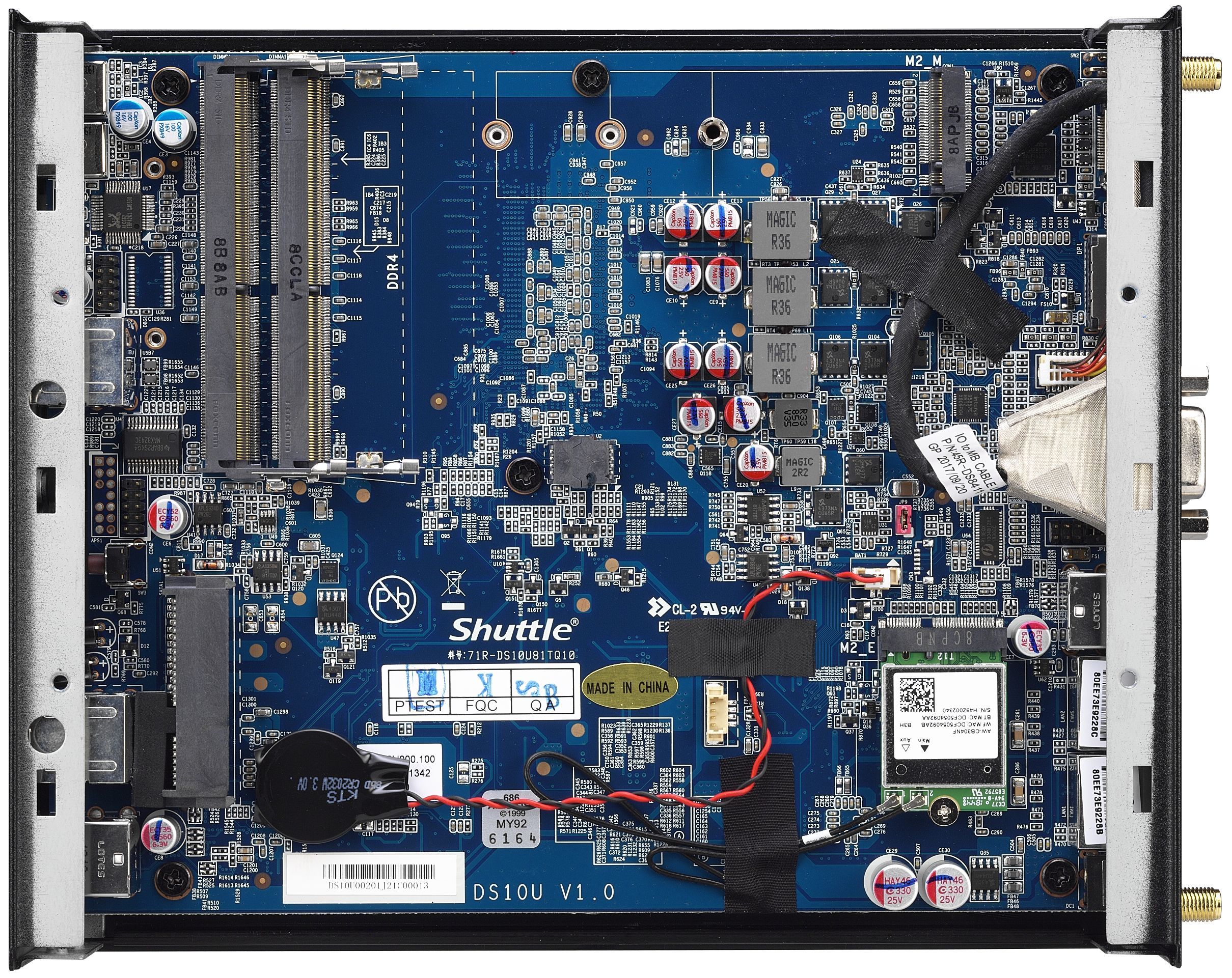Shuttle XPC slim Barebone DS10U, Celeron 4205U, 1xHDMI,1xDP,1x VGA, 2x LAN,1xCOM, 8x USB, lüfterlos,