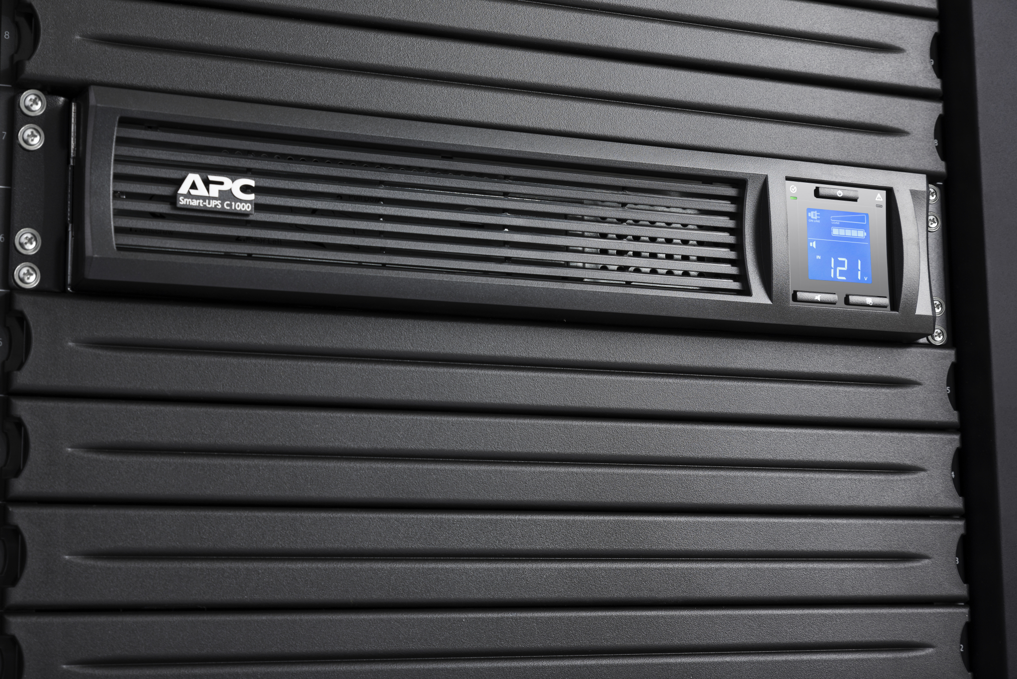 APC Smart-UPS C - USV (Rack - einbaufähig)