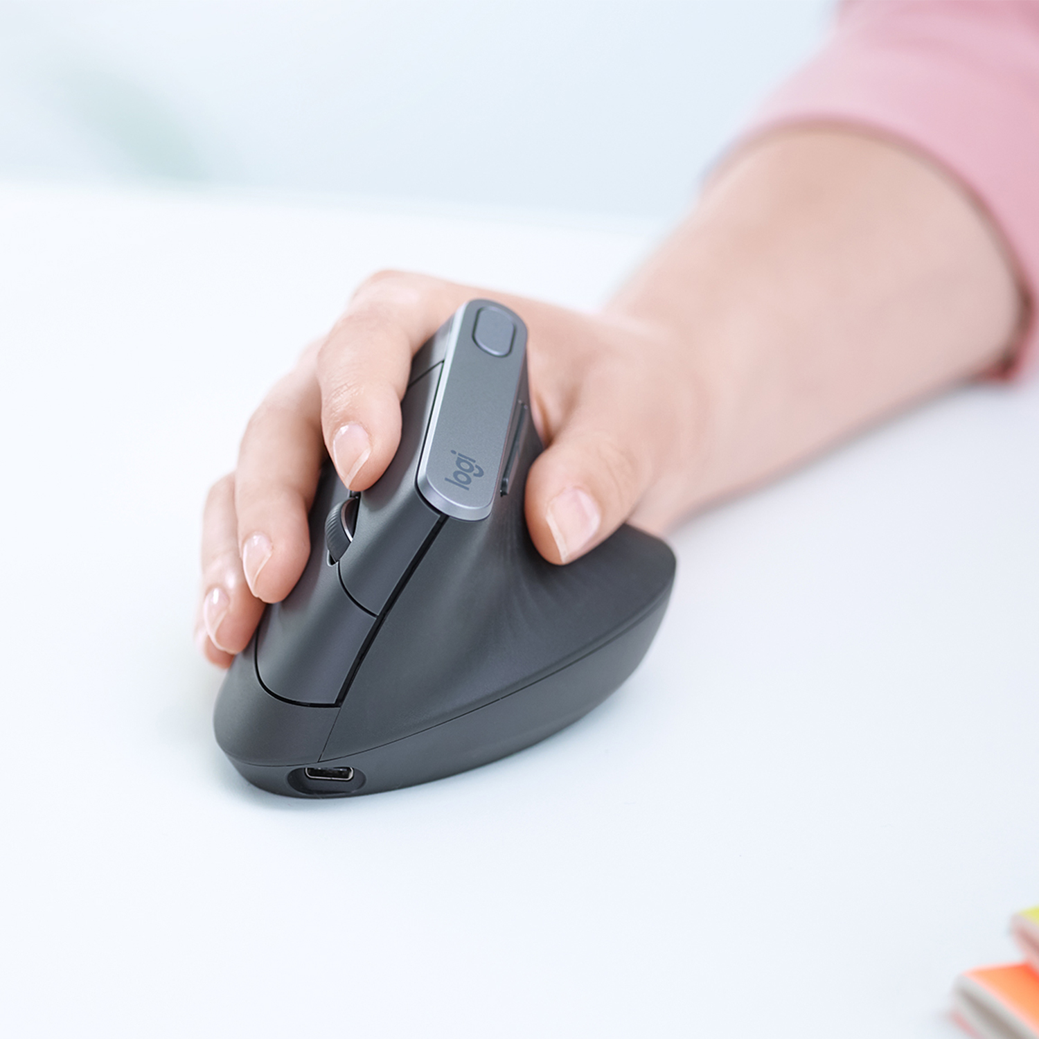 Logitech MX Vertical, USB/Bluetooth