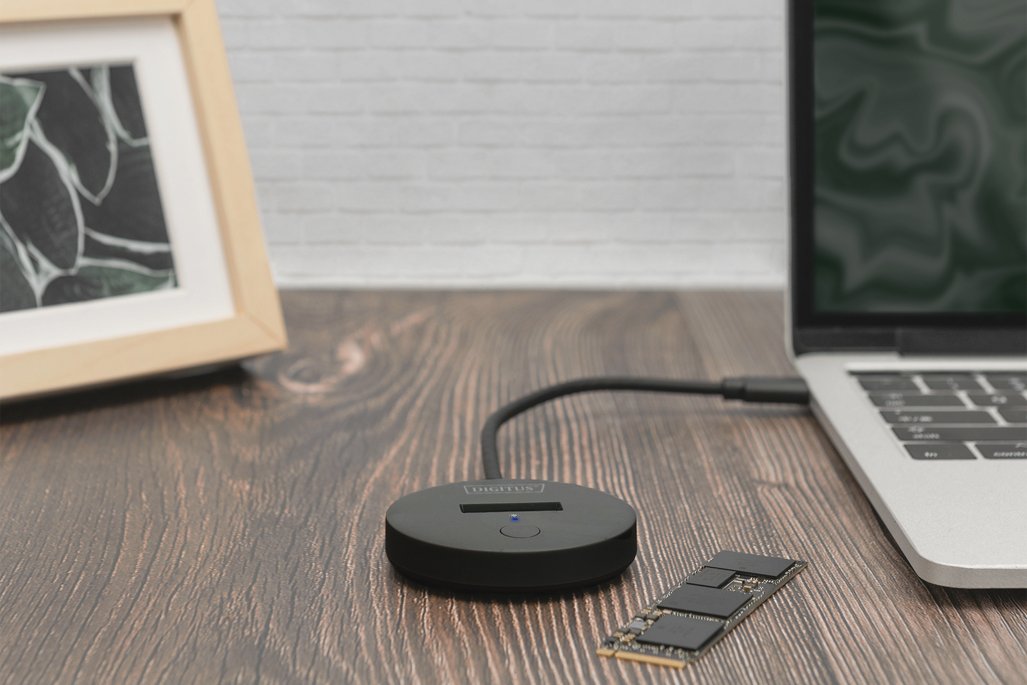 DIGITUS M.2 NVMe/SATA Docking Station
