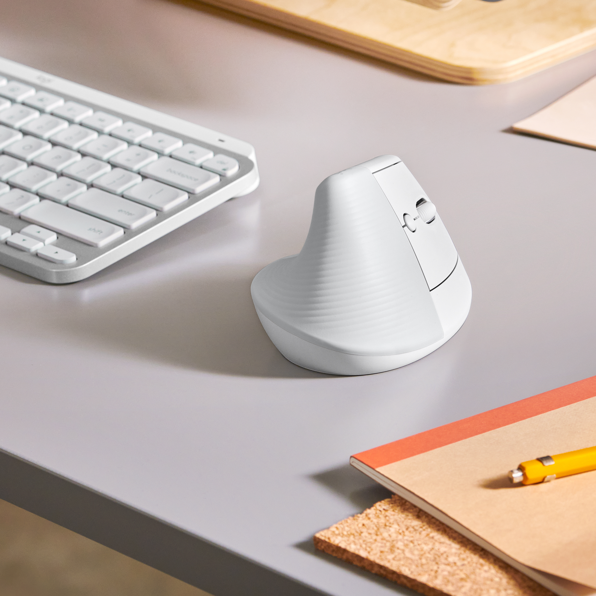 Logitech Lift Vertical Ergonomic Mouse - Vertikale