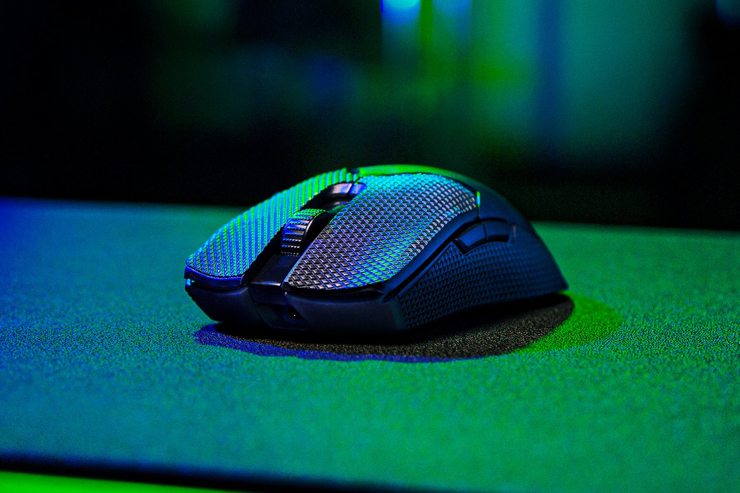 Razer Viper V2 Pro - Maus - für eSports - Für Rechtshänder - optisch - 5 Tasten - kabellos, kabelgeb