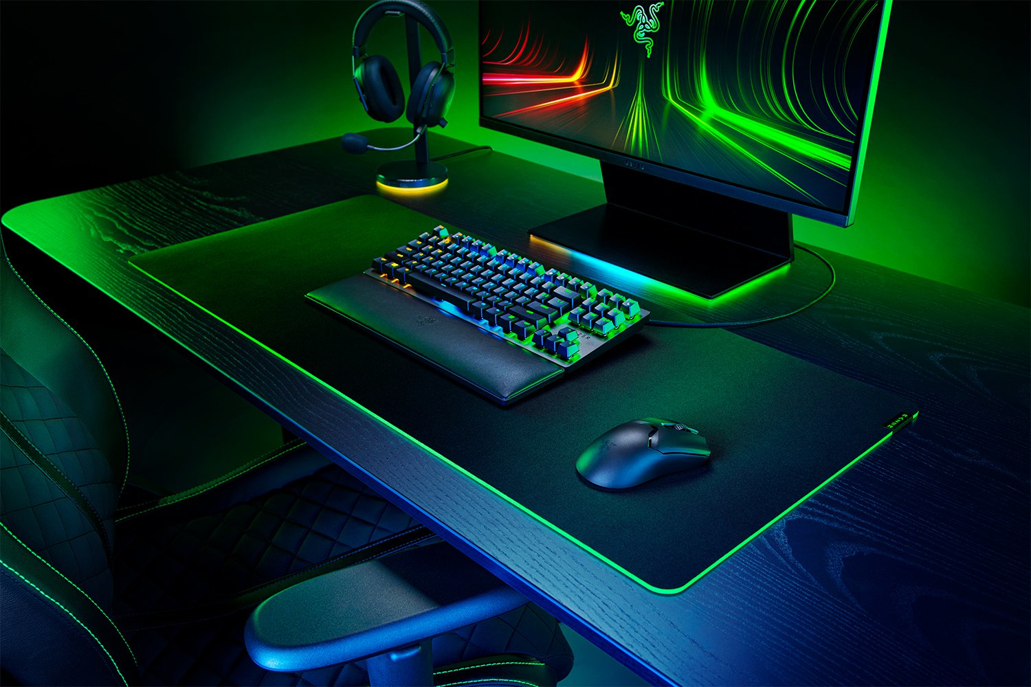 Razer Viper V2 Pro - Maus - für eSports - Für Rechtshänder - optisch - 5 Tasten - kabellos, kabelgeb