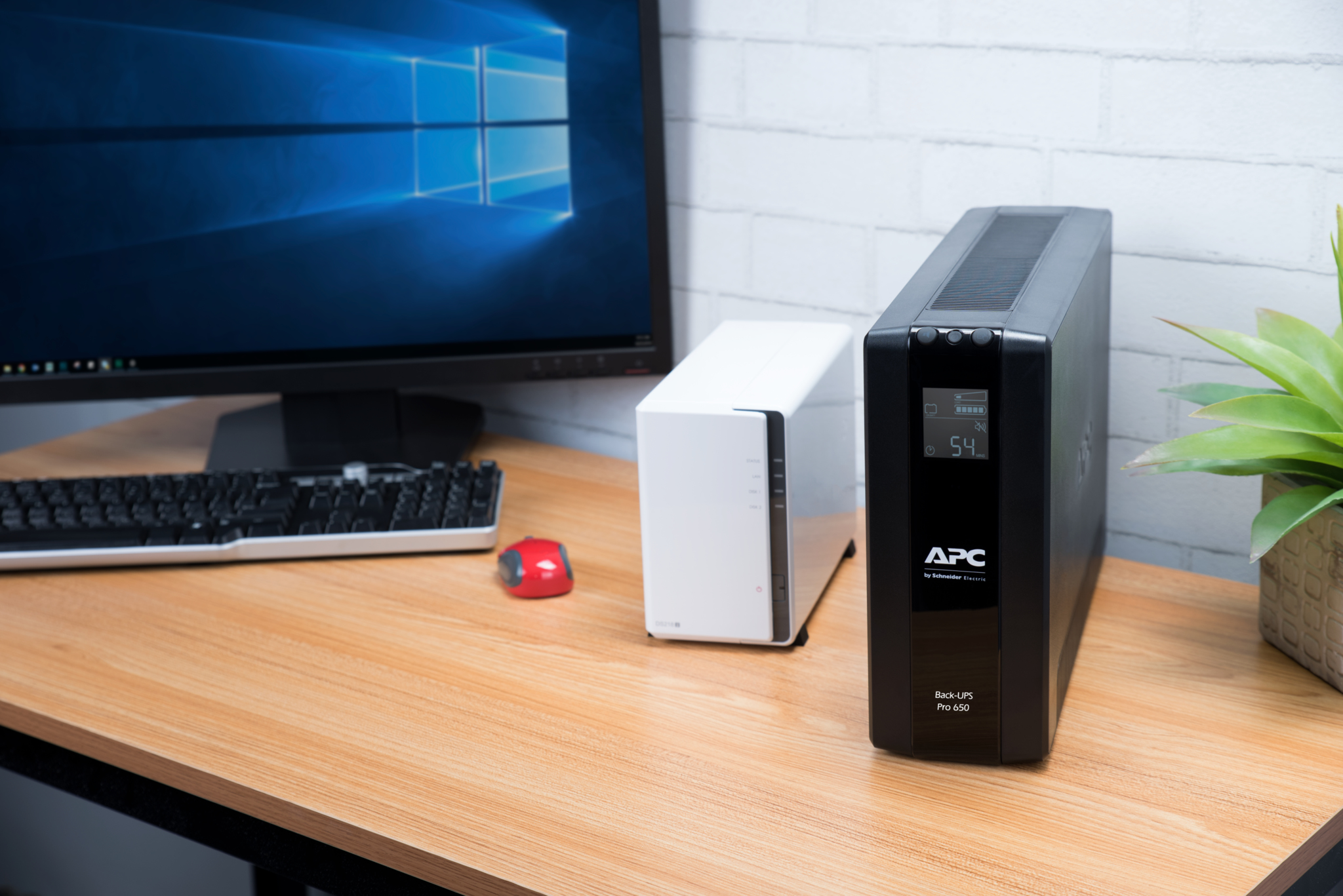 APC Back-UPS Pro BR650MI - USV - Wechselstrom