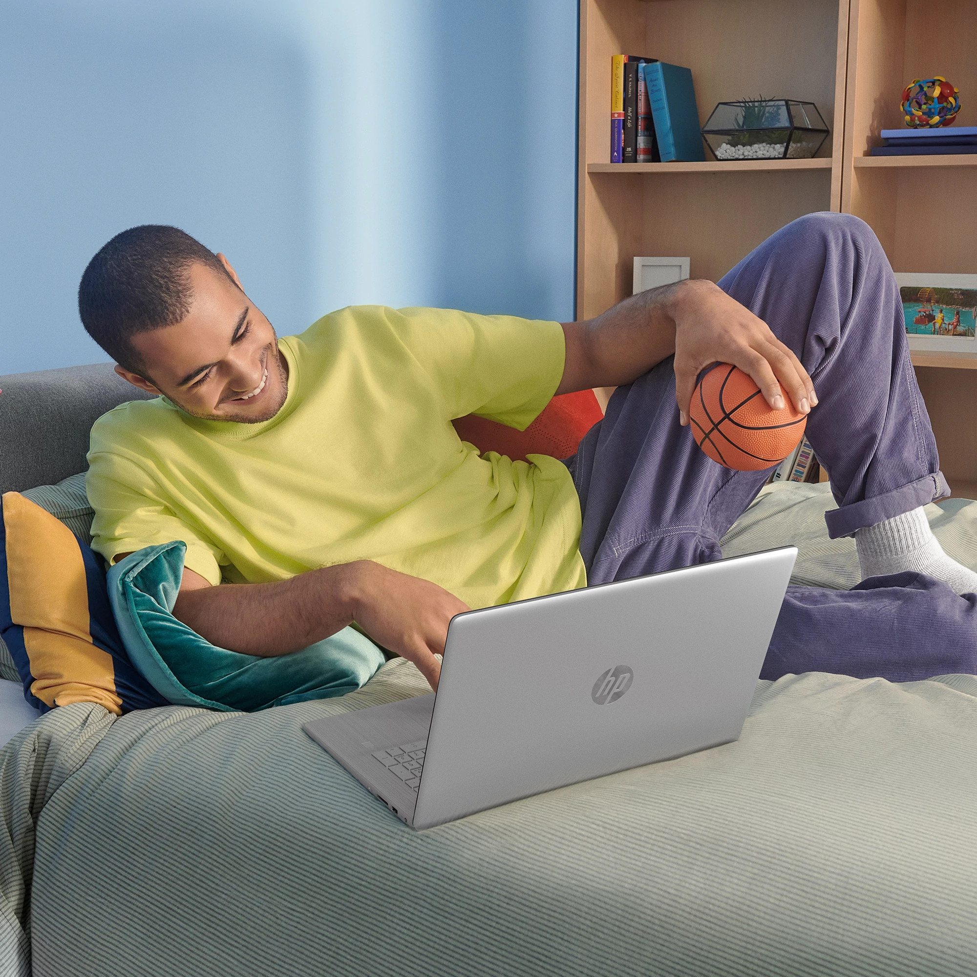 HP 17-cn3171ng, Intel® Core? i7, 43,9 cm (17.3"), 1920 x 1080 Pixel, 8 GB, 512 GB, FreeDOS