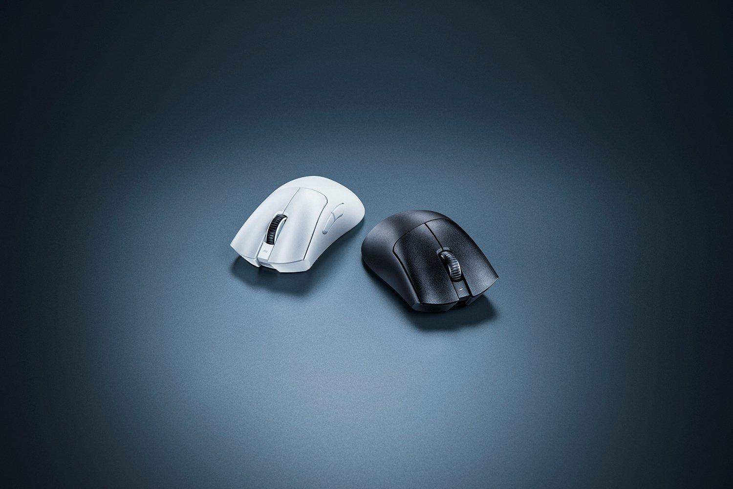 Razer DeathAdder V3 Pro - Maus - ergonomisch