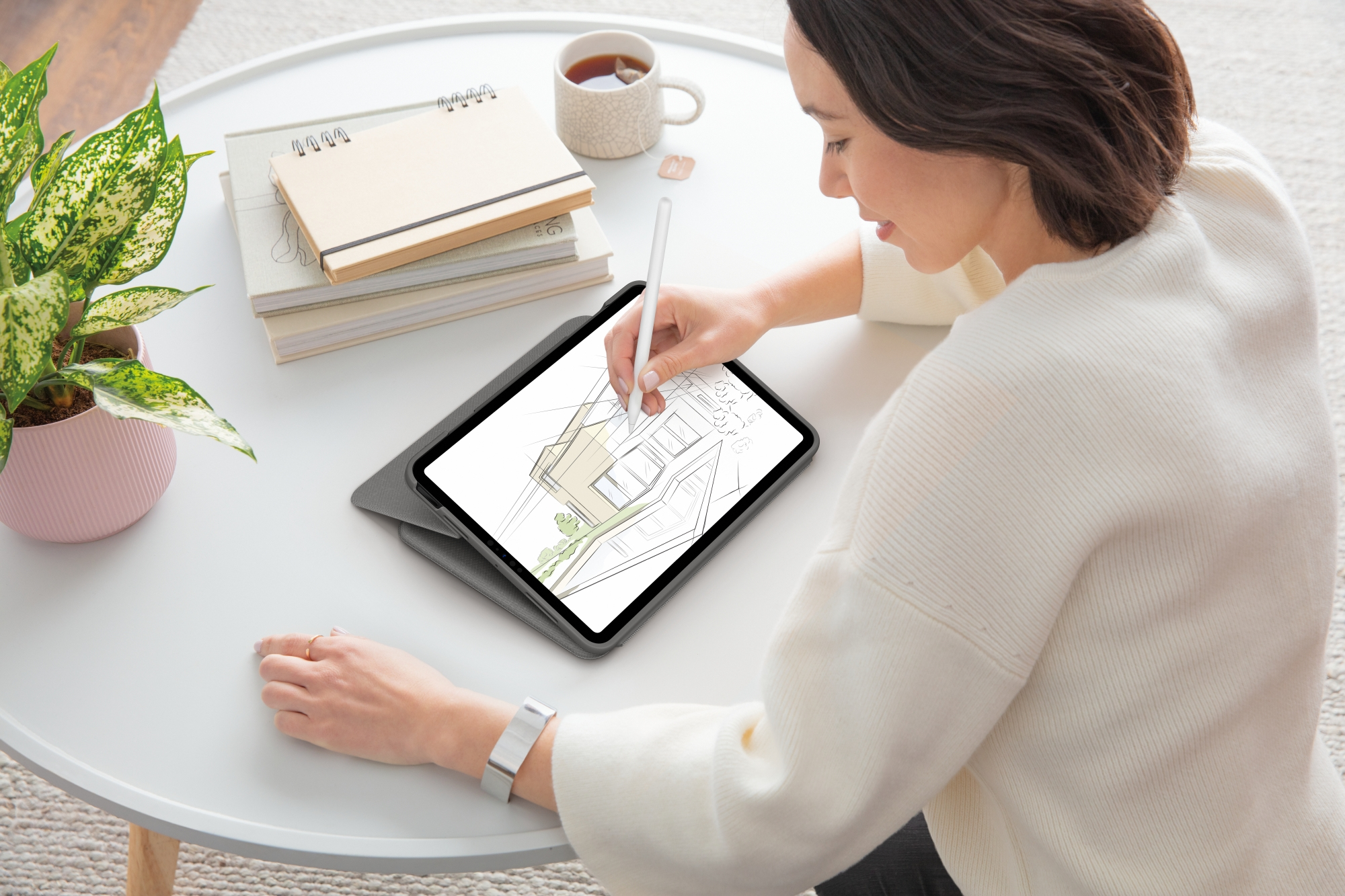 Logitech Folio Touch - Tastatur und Foliohülle - mit Trackpad - hinterleuchtet - Apple Smart connect